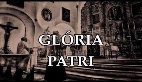 Descubre el significado del rezo Gloria Patri
